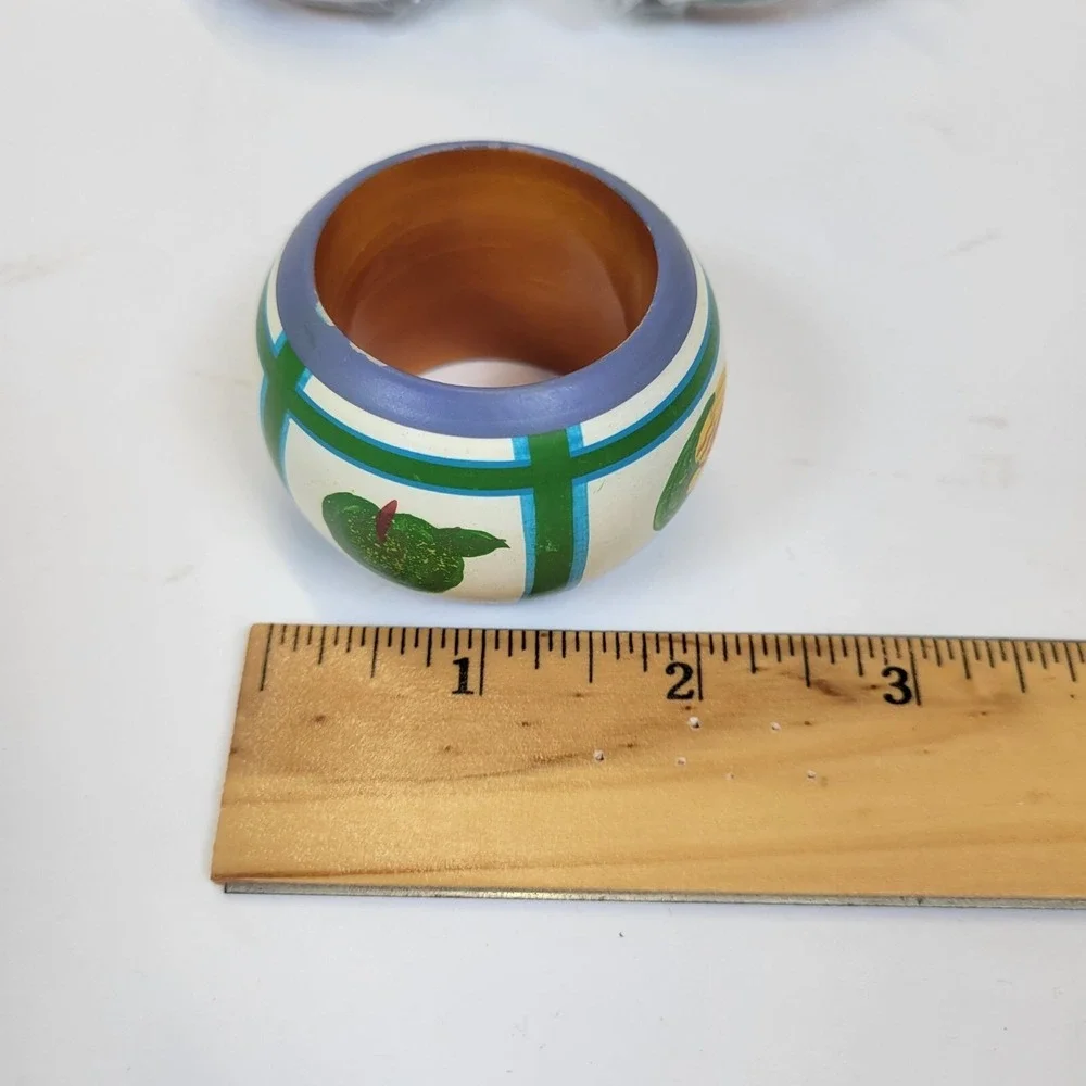 Wood‎ Napkin Holder Set Of 4 Hand-Painted Rings Granny Apple Park Imports NEW